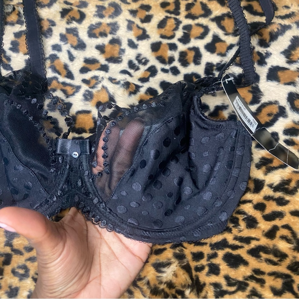 VINTAGE WACOAL @ MACY’S BRA